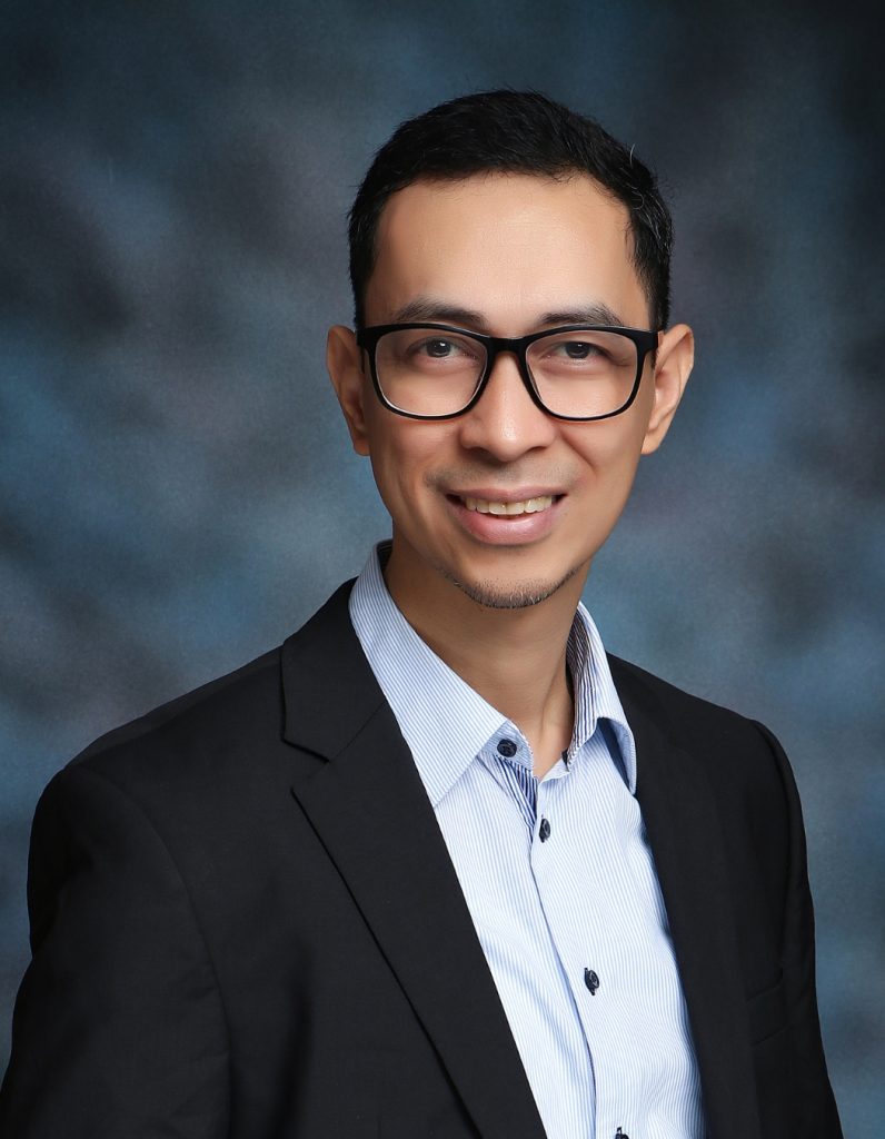 Faculty Profiles-4 – International Graduate School of Leadership | IGSL
